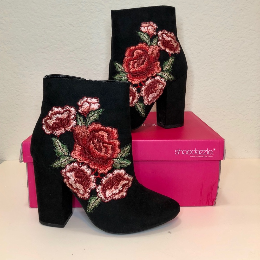 Shoedazzle Booties Size 7